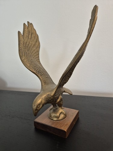 Kunstwerk skulptur adler eagle - adler,