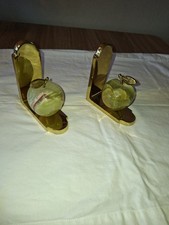 Wunderschöne Buchstützen